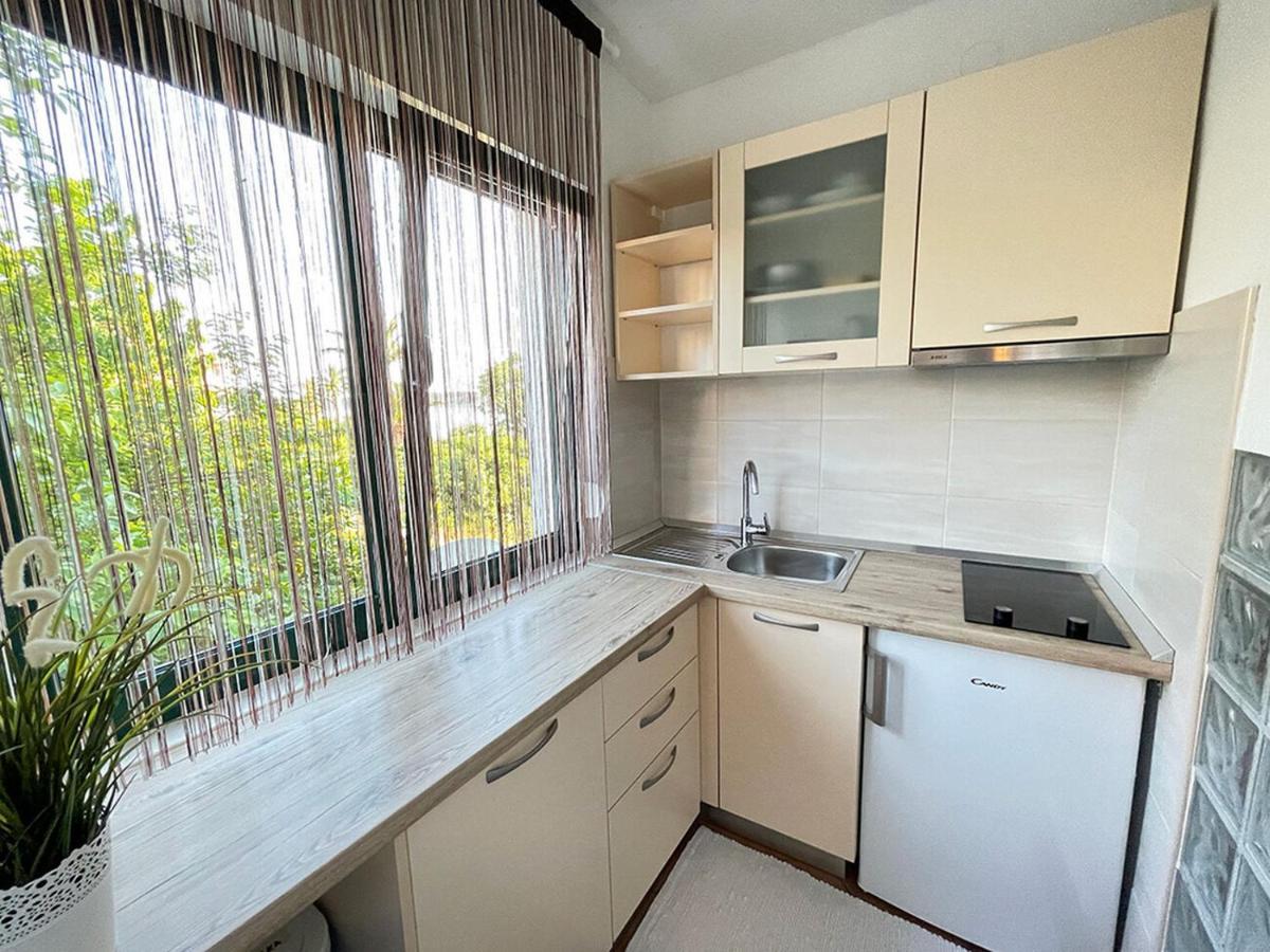 Apartments Near The Sea Barbat Barbat na Rabu Exterior foto