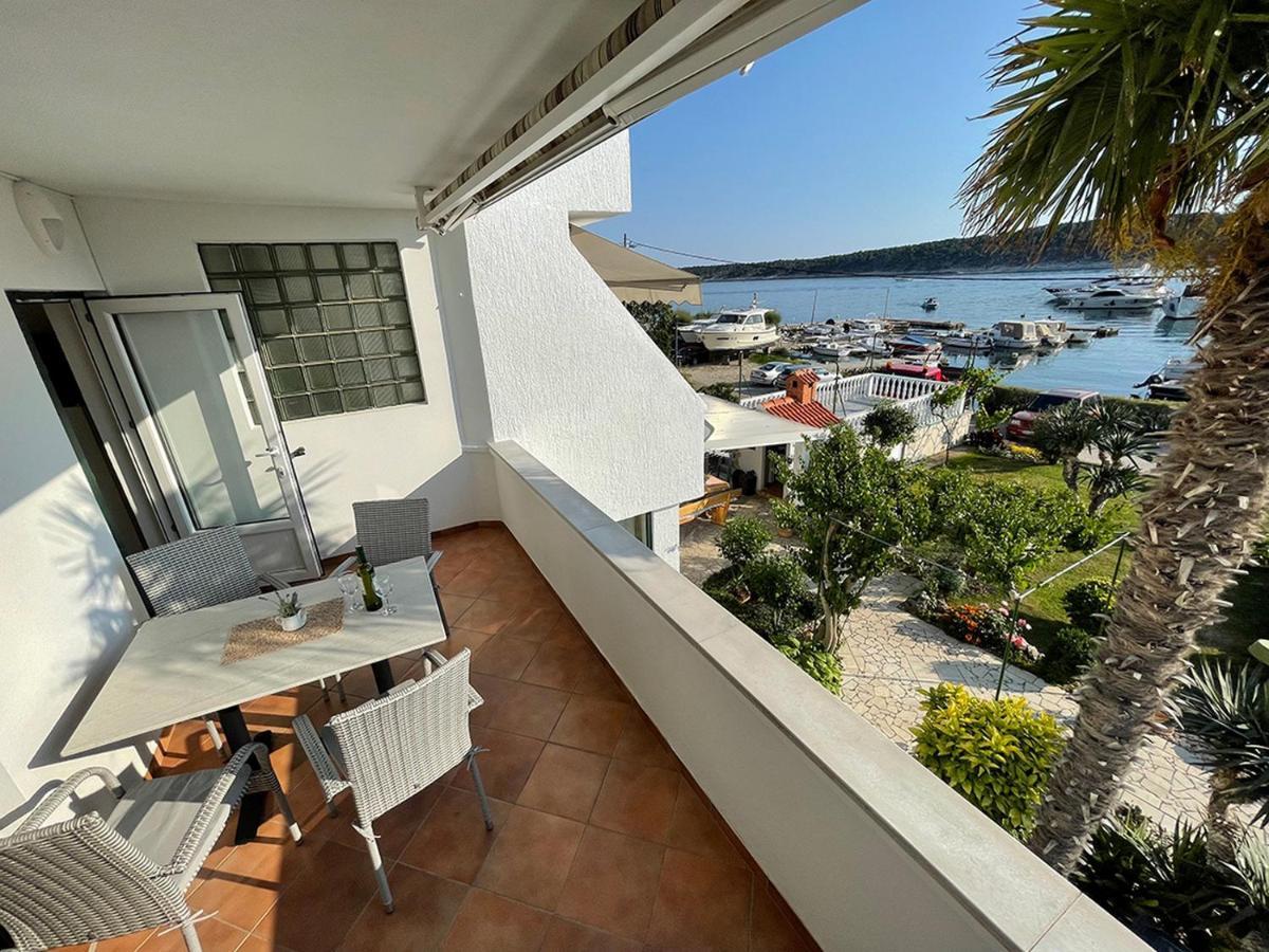 Apartments Near The Sea Barbat Barbat na Rabu Quarto foto